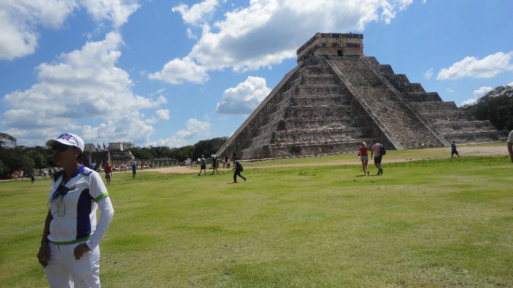 Eastern Caribbean Chichen Itza Carnival Breeze