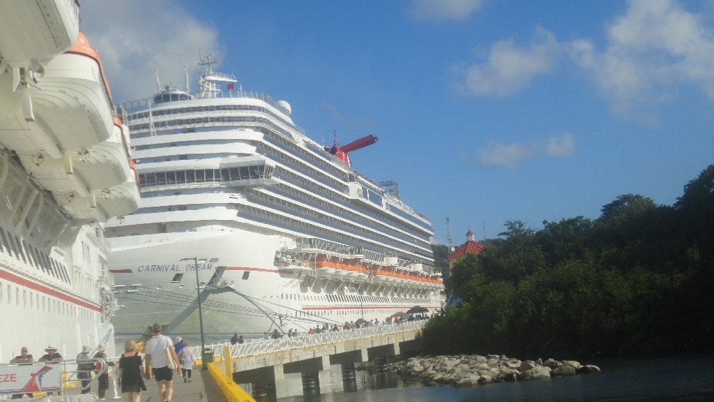 Eastern Caribbean Chichen Itza Carnival Breeze