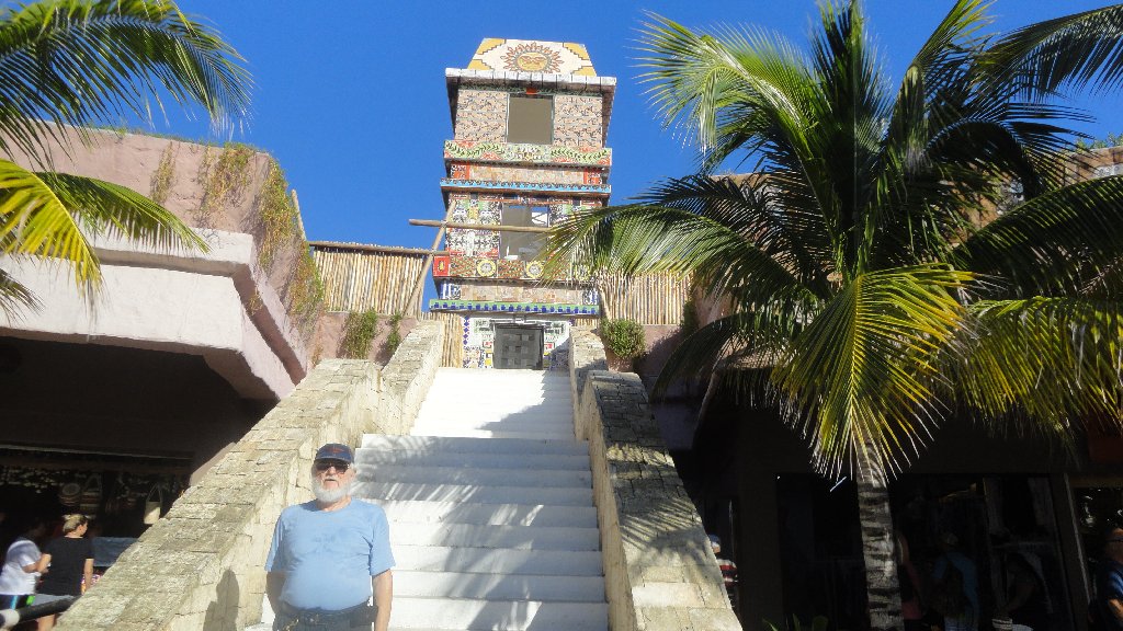 Eastern Caribbean Chichen Itza Carnival Breeze