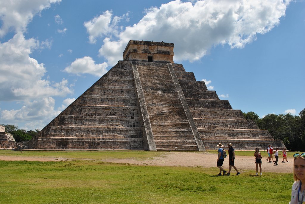 Eastern Caribbean Chichen Itza Carnival Breeze