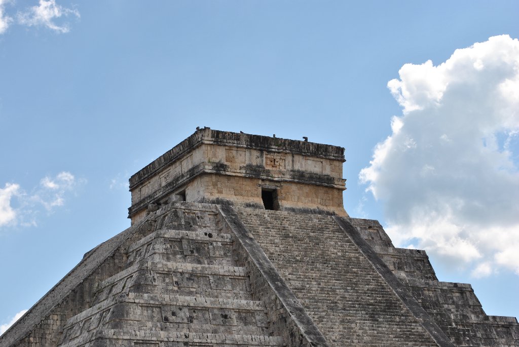 Eastern Caribbean Chichen Itza Carnival Breeze