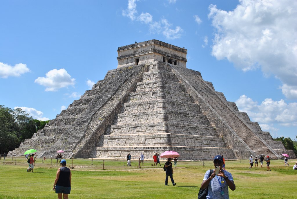 Eastern Caribbean Chichen Itza Carnival Breeze