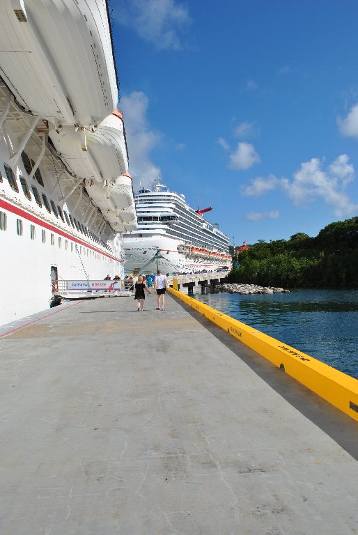 Eastern Caribbean Chichen Itza Carnival Breeze