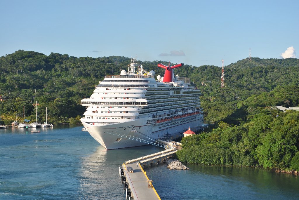 Eastern Caribbean Chichen Itza Carnival Breeze